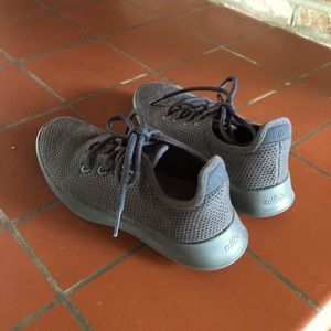 Allbirds treerunners - size 6 charcoal